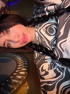 ORLA86 online show from December 2025 02:25:01 PM