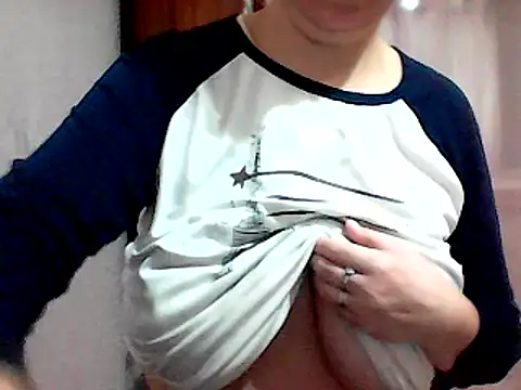 AnaXBerry online show from January 2025 06:05:01 PM