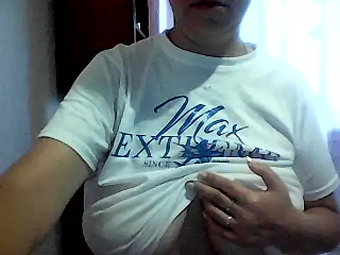 AnaXBerry online show from September 2025 06:47:02 AM