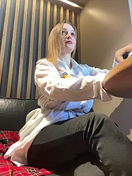 LadyTatiana Madam online show from January 2025 09:49:02 AM