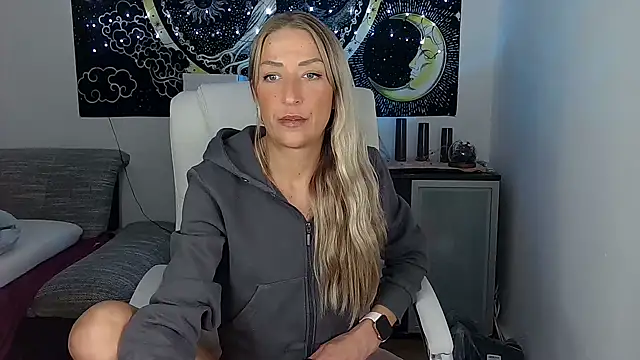 SexxyLiviaa online show from September 2025 06:35:02 PM