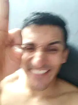 Snapshot of Marck_Muscle chatting on February 2025 03:48:01 AM Marck Muscle online show from February 2025 03:48:01 AM