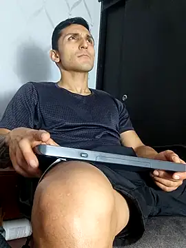 Snapshot of Marck_Muscle chatting on March 2025 01:09:01 AM Marck Muscle online show from March 2025 01:09:01 AM