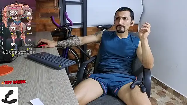 Snapshot of Marck_Muscle chatting on October 2025 01:06:01 AM Marck Muscle online show from October 2025 01:06:01 AM