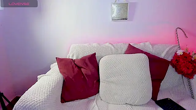 Buttyy Cherry online show from December 2025 08:04:02 PM