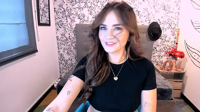 KataHot  online show from December 2024 07:41:02 PM