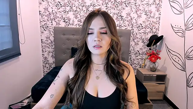 KataHot  online show from January 2025 07:42:01 PM