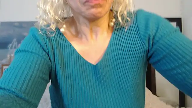 Ingridbergman online show from January 2025 04:45:01 PM