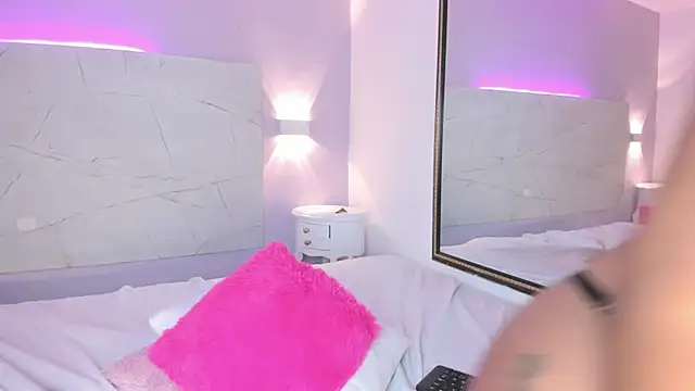 AbrilBrent online show from March 2025 11:49:02 PM