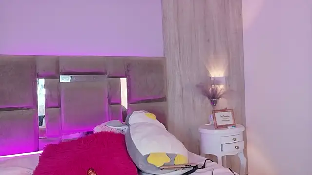 AbrilBrent online show from February 2026 08:04:02 PM