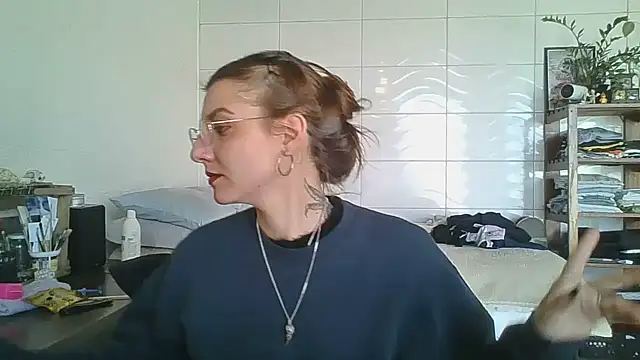 SweetyBabyDemon online show from September 2025 01:44:02 PM