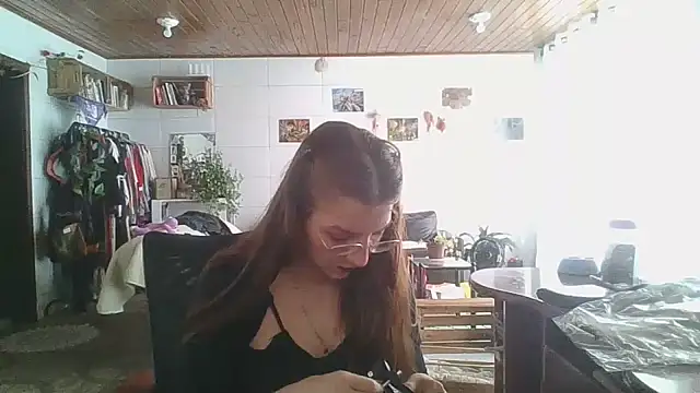 SweetyBabyDemon online show from October 2025 01:18:02 PM