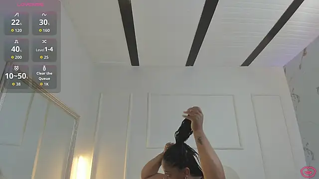 BrianaHazel online show from May 2026 07:32:02 PM