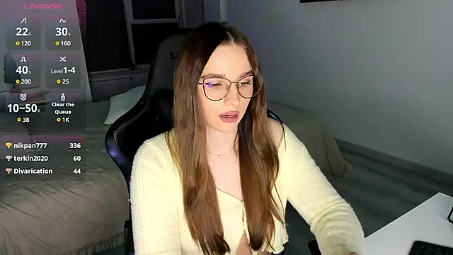 MCfly 11 online show from February 2025 01:32:02 AM