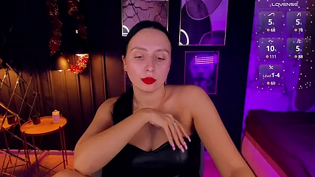 Christy Calypso online show from December 2024 11:17:01 PM