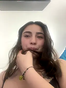 Damian n Maya online show from December 2024 11:18:02 PM