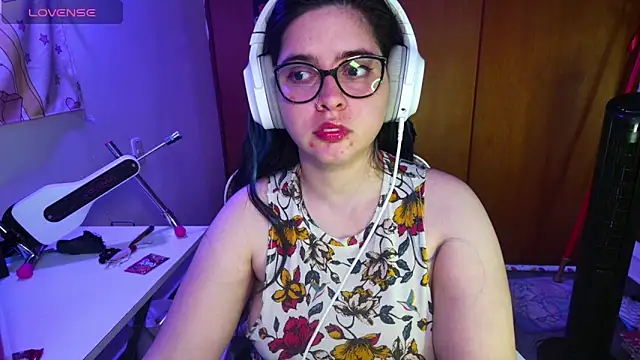 Vallolet Spencer online show from February 2025 11:14:02 PM