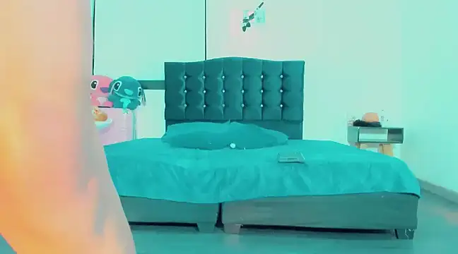  Riannagarcia  online show from March 2025 01:42:02 AM