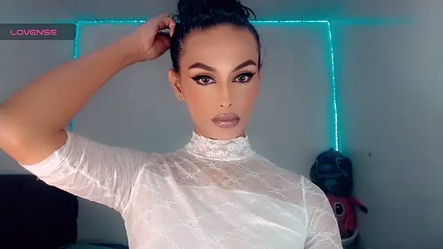  Riannagarcia  online show from November 2025 03:38:02 AM