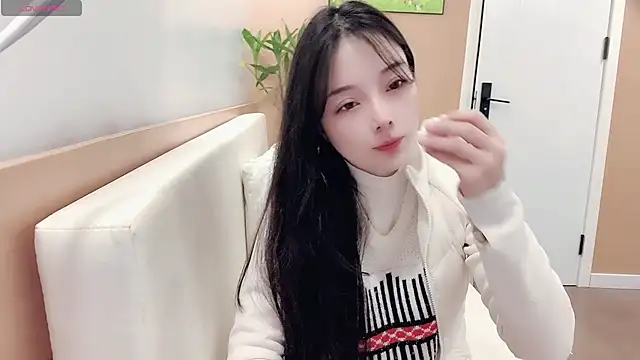 AKiKi711 online show from February 2026 02:58:02 PM