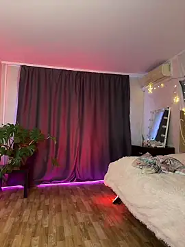 tokioray online show from December 2024 12:15:01 PM