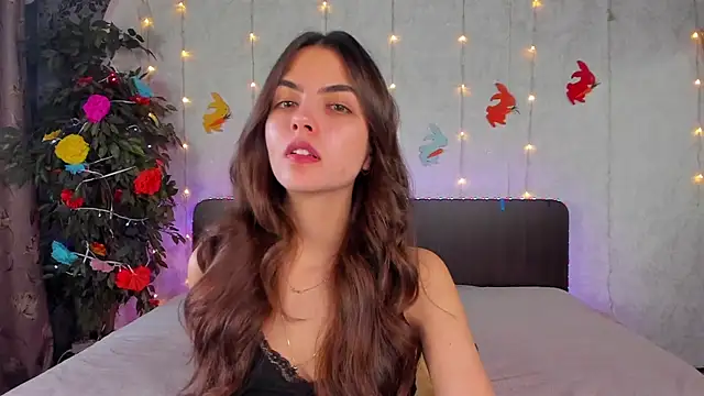 Milana Crystal  online show from April 2026 07:19:01 AM