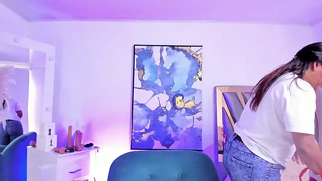 Danna Ramiirez online show from February 2025 07:06:02 PM