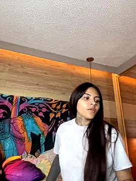 Cori Paige online show from November 2025 04:34:01 AM