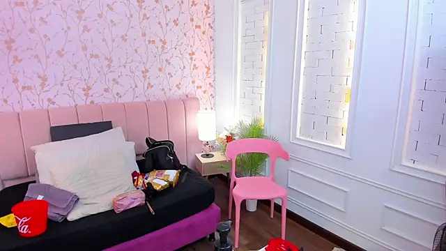 Georgina-coule online show from December 2024 12:18:02 PM