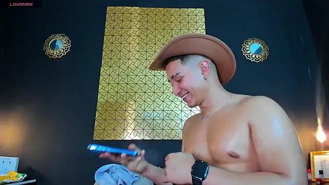 francesco evan online show from January 2025 11:29:01 PM