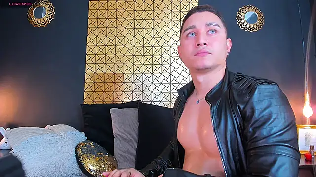 francesco evan online show from February 2025 09:04:01 PM