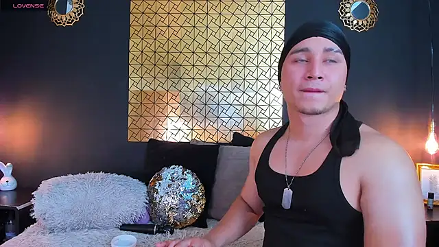 francesco evan online show from February 2025 08:52:02 PM