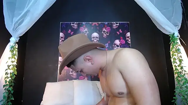 francesco evan online show from February 2025 03:56:02 PM