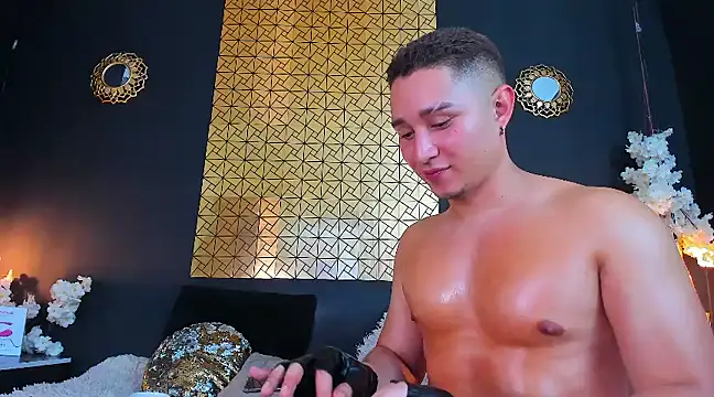 francesco evan online show from March 2025 11:49:01 PM