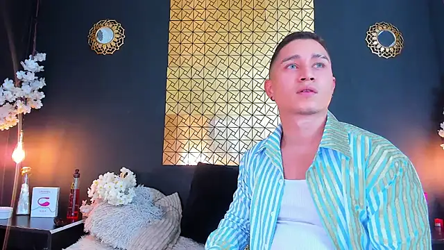 francesco evan online show from March 2025 07:42:02 PM