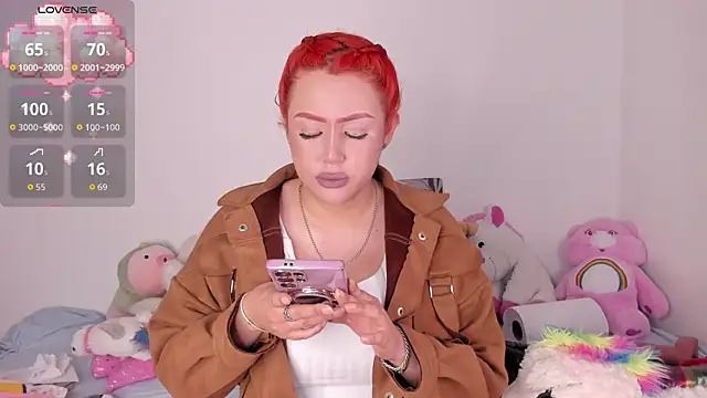 Snapshot of Yuna_Hot chatting on October 2025 05:30:01 AM Yuna Hot online show from October 2025 05:30:01 AM