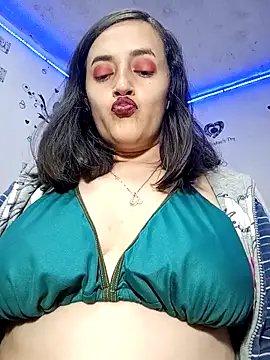 anndreapds online show from October 2025 05:10:02 PM