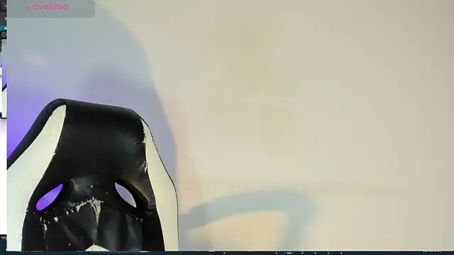 bella hadid1  online show from February 2025 10:09:02 PM