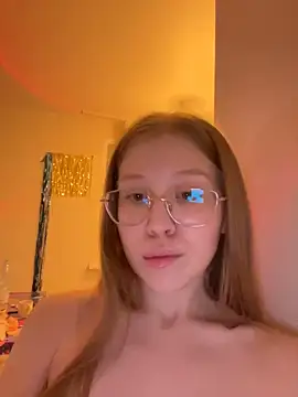 Eva Weyne online show from January 2025 08:11:02 PM