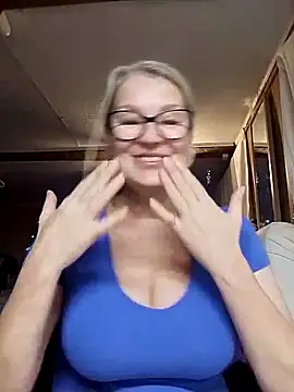 irinamaux online show from October 2025 03:07:02 AM