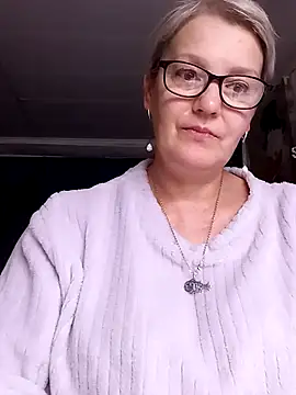 Snapshot of irinamaux chatting on June 2026 05:23:01 AM irinamaux online show from June 2026 05:23:01 AM