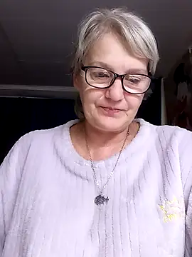Snapshot of irinamaux chatting on July 2026 02:16:02 AM irinamaux online show from July 2026 02:16:02 AM