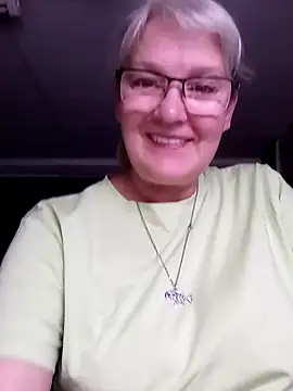 Snapshot of irinamaux chatting on July 2026 02:58:02 AM irinamaux online show from July 2026 02:58:02 AM