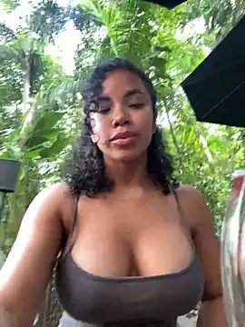 Brunettexio online show from December 2024 08:58:02 PM