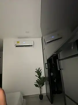 Brunettexio online show from January 2025 05:15:02 AM