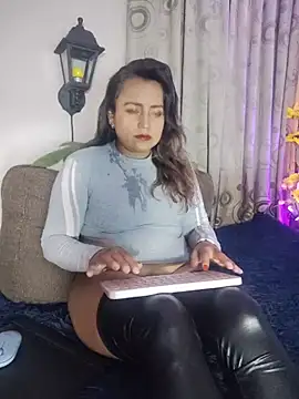 Snapshot of silvana_queen07 chatting on July 2026 04:24:01 PM silvana queen07 online show from July 2026 04:24:01 PM