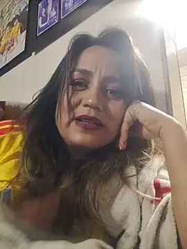 Snapshot of silvana_queen07 chatting on July 2026 01:12:01 AM silvana queen07 online show from July 2026 01:12:01 AM