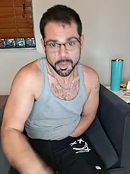 Snapshot of Zander823 chatting on February 2026 04:41:02 AM Zander823 online show from February 2026 04:41:02 AM