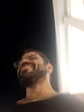 Snapshot of Zander823 chatting on March 2026 04:29:04 AM Zander823 online show from March 2026 04:29:04 AM