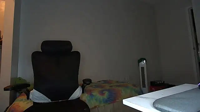 Zander823 online show from March 2026 05:44:01 AM